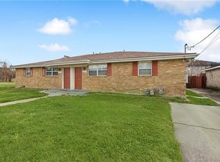 4849 Lynhuber Dr, New Orleans, LA 70126
