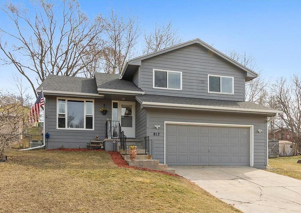 1st image of 817 Cade Ct
