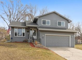 817 Cade Ct, De Soto, IA 50069