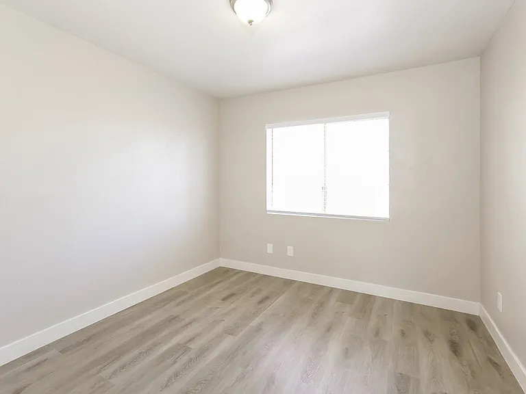 3201 Cheltenham St — Photo 13