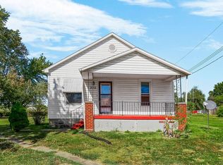 300 Lincoln St, Paola, KS 66071