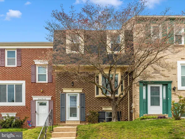 718 Robinwood Dr, Mount Airy, MD 21771