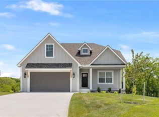9607 N Smalley Ave, Kansas City, MO 64157