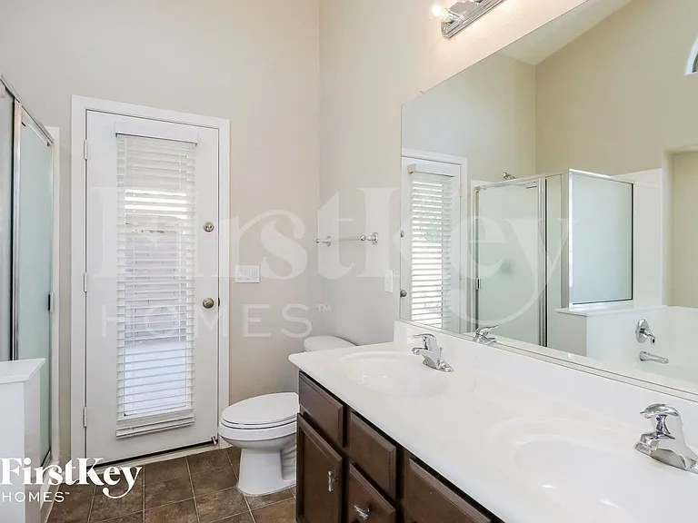 38154 N Rusty Ln — Photo 10