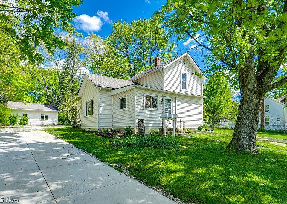 1st image of 264 Lincoln Ave