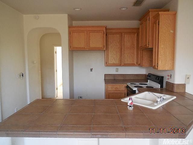 2nd image of 6705 Sandylee Way