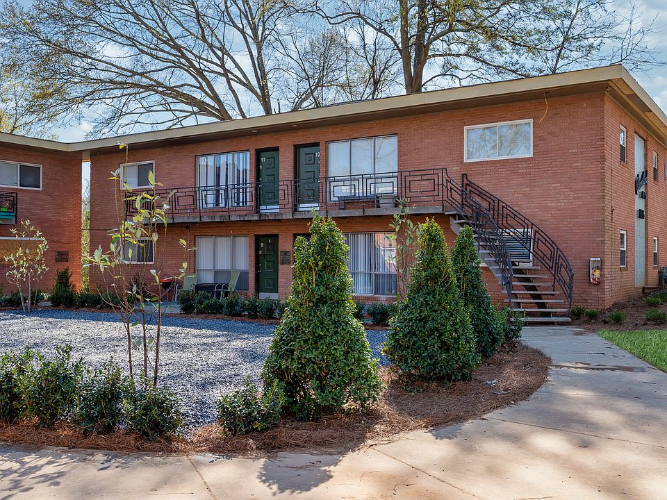 1st image of 1135 Woodland Ave NE #9