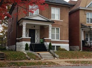 5249 Maple Ave, Saint Louis, MO 63113