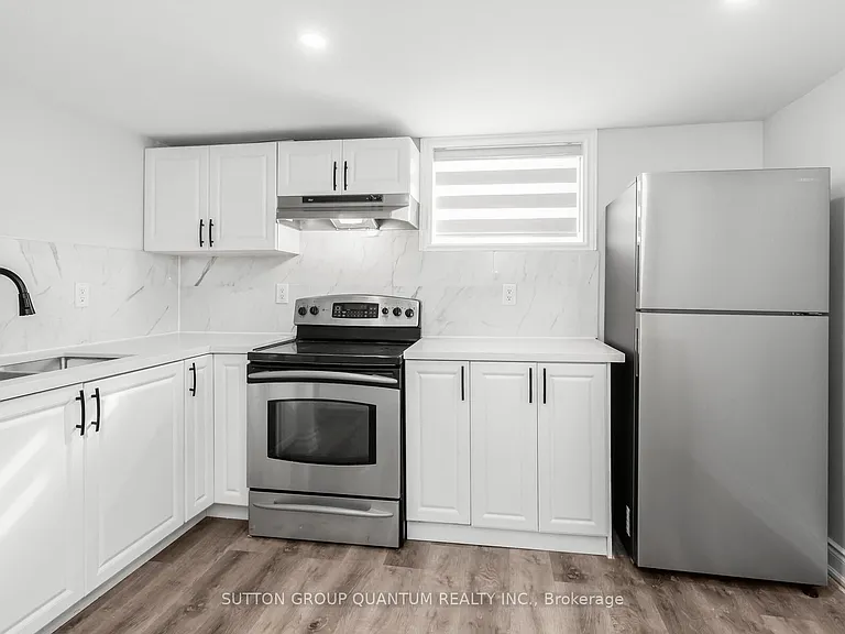 313 Ashbury Rd E #LOWER — Photo 10