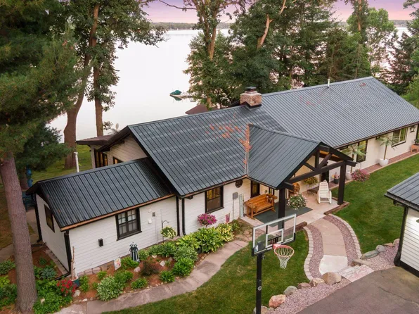 66 206th St, New Richmond, WI 54017