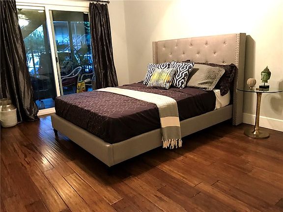 4th image of 5306 Fleetwood Oaks Ave APT 127