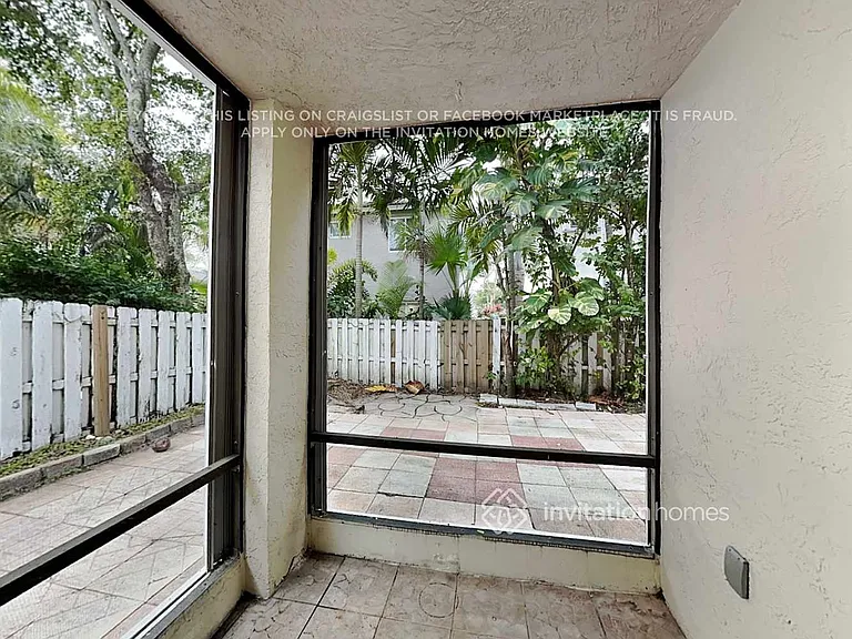 9912 NW 9th Ct — Photo 19