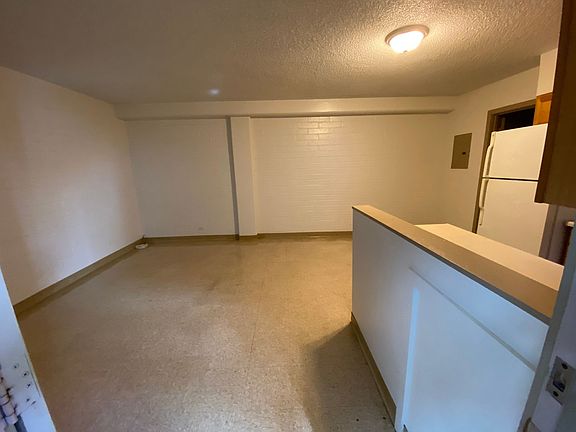 2nd image of 2428 Koa Ave APT 102