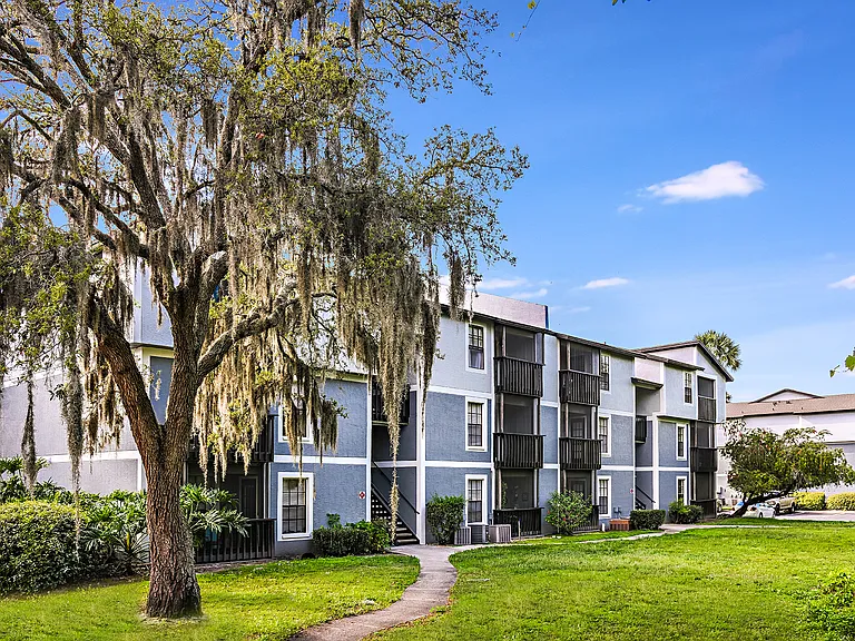 Brookside Manor Apartments — Photo 13