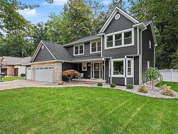 3rd image of 12529 Whisper Ridge Dr