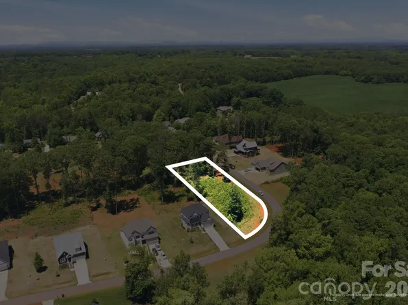 3180 Timber Run Ln, Maiden, NC 28650