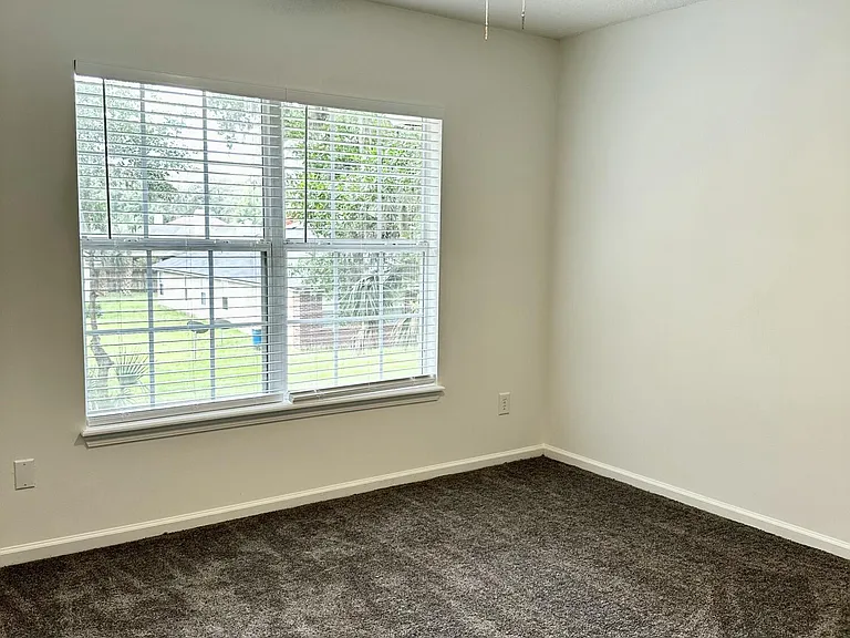 2298 Huckins Ct — Photo 16