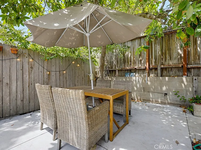 450 Ruby St — Photo 14