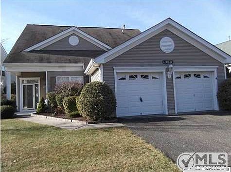 1st image of 11 Amberlands Ct
