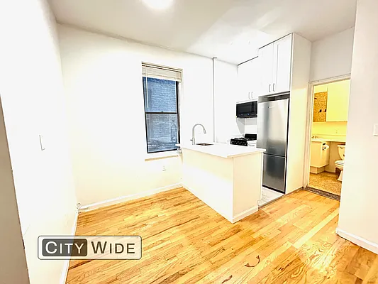 Rented by City Wide Apartments | media 3