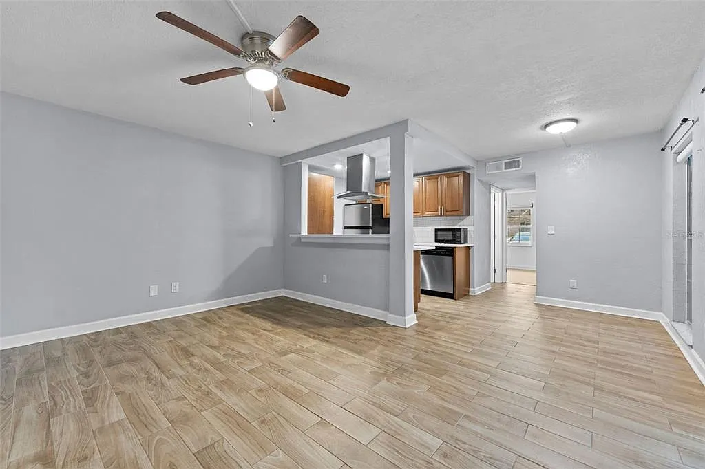1 bed, 1.0 bath, 560 sqft, $1,500 — Photo 2