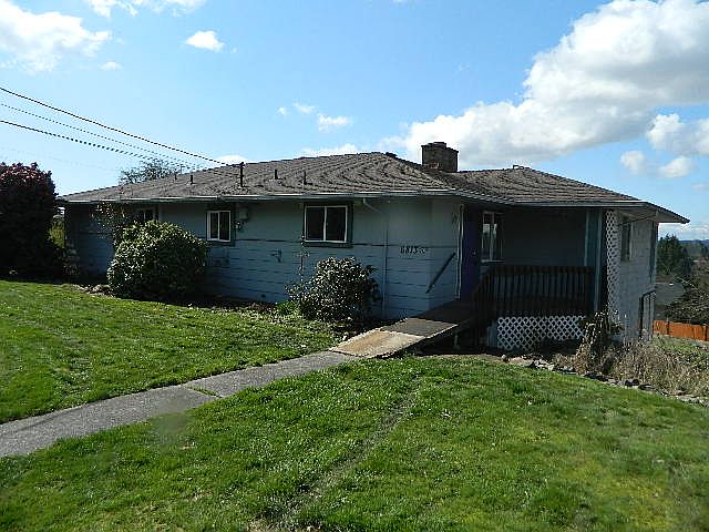 1st image of 6813 73rd St NE