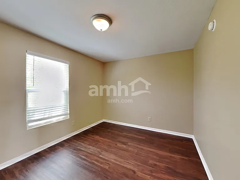 2361 Blackthorn Dr — Photo 16