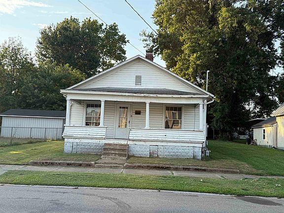 2nd image of 714 3rd Ave