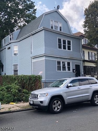 1st image of 117 4th Ave
