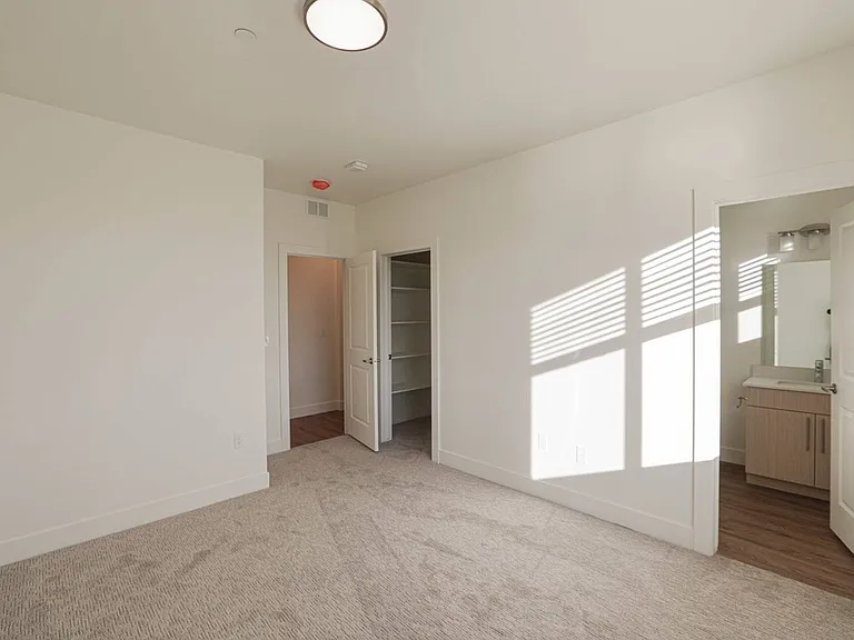 Northgate Apartments — Photo 57
