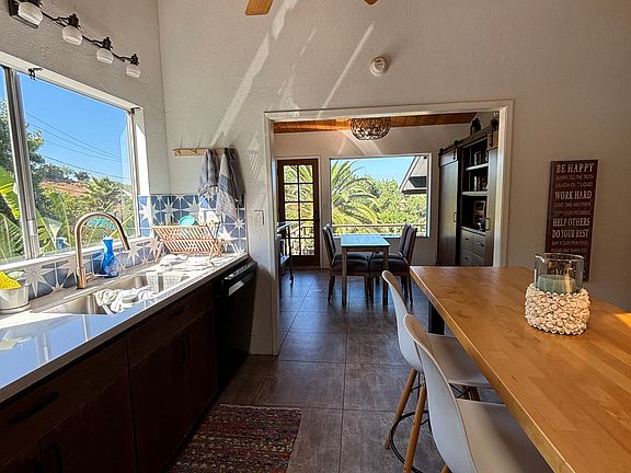 Kitchen facing breakfast area