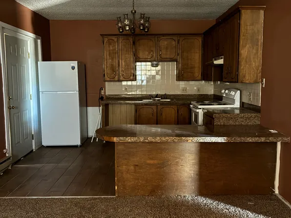 2028 S Avenue I, Portales, NM