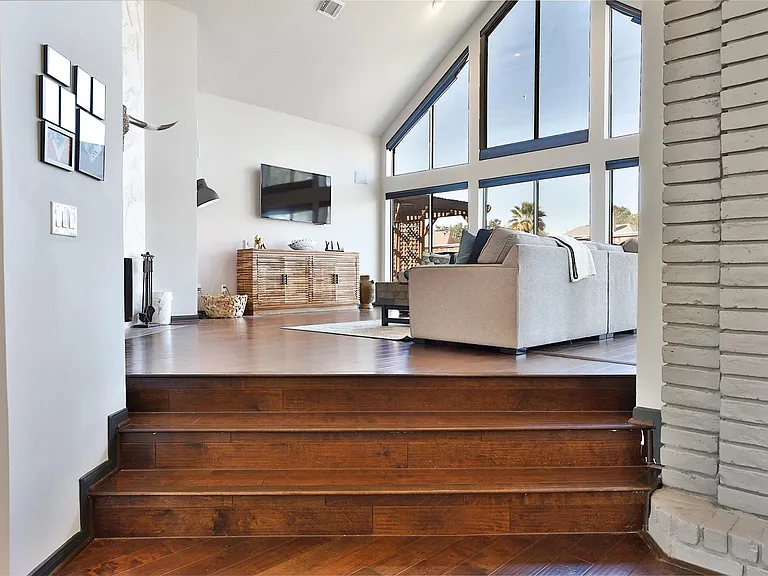 1818 Brookchester Dr — Photo 11