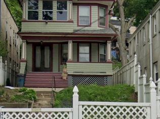 214 Victory Blvd, Staten Island, NY 10301