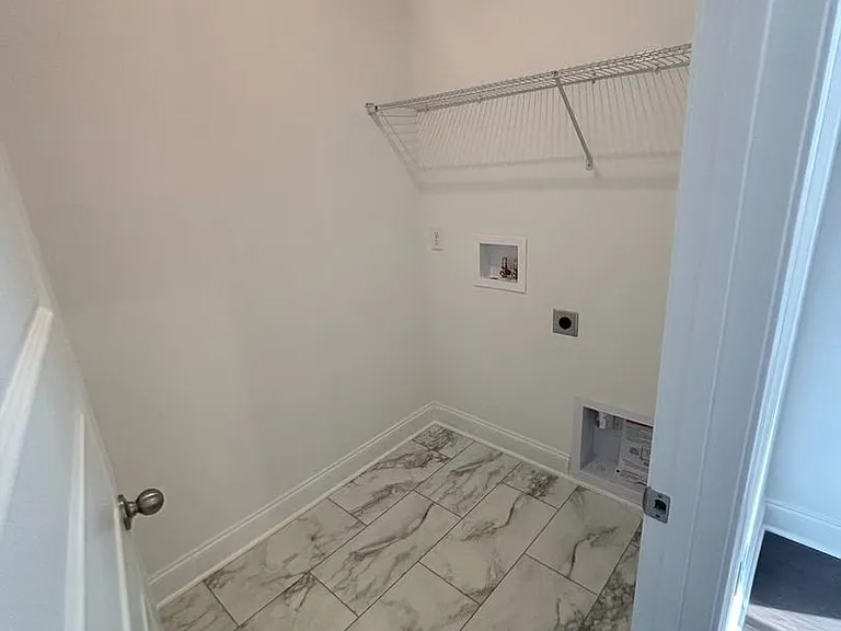 977 Nance Ln — Photo 26