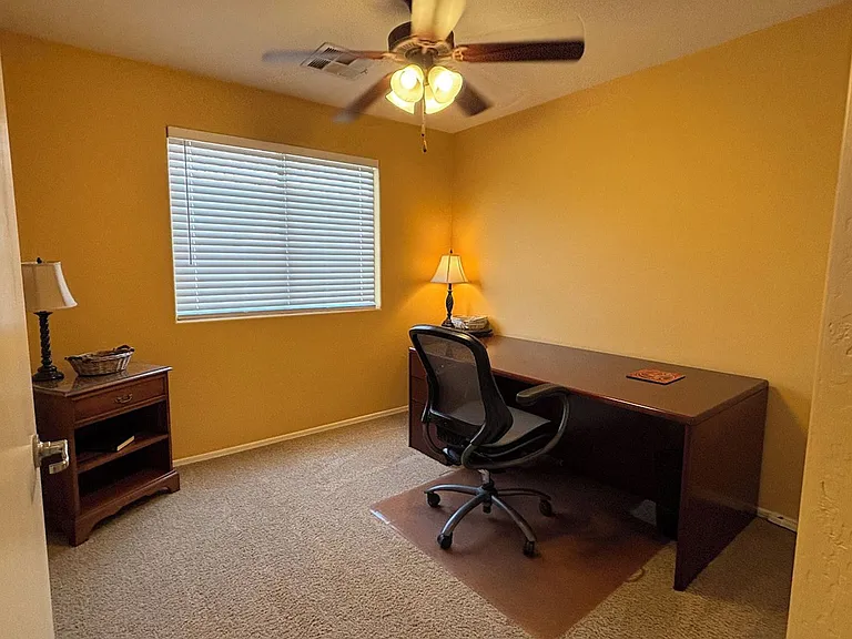 776 W Fairlane Ct — Photo 11