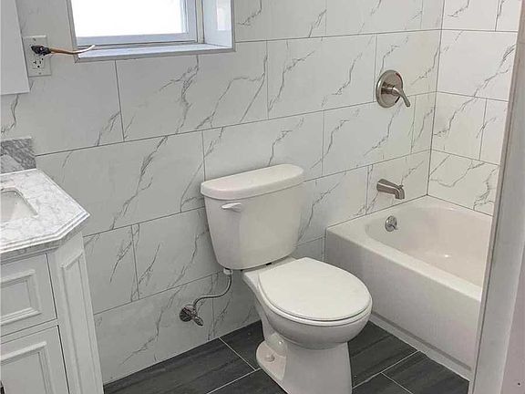 5th image of 119-16 191st St