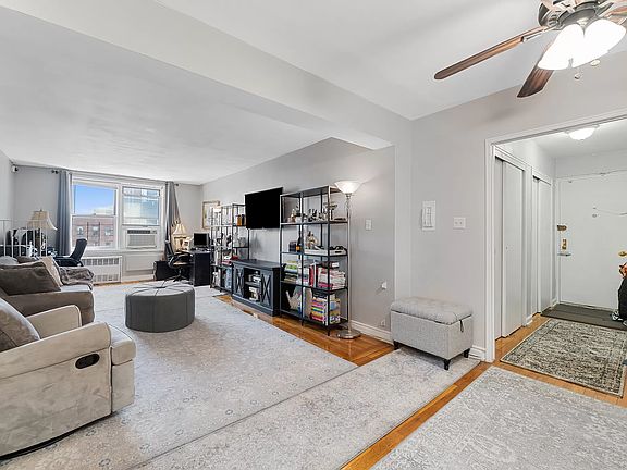 4th image of 65-65 Wetherole St #5A