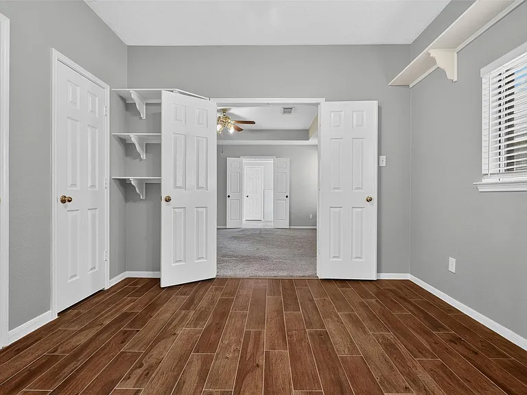 108 Oak Creek Ln — Photo 42