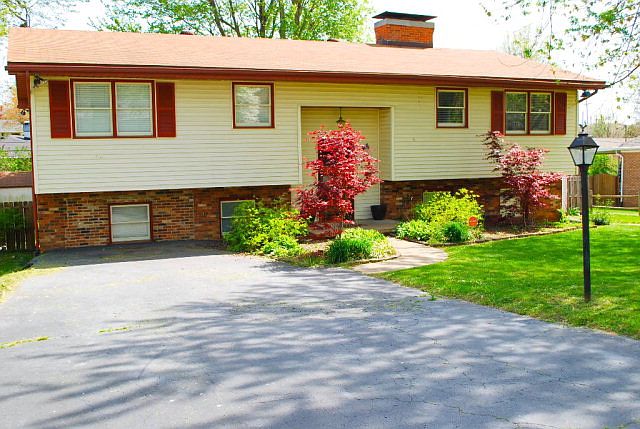 1st image of 1742 South Dr