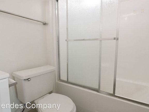 5th image of 3659 Lemona Ave APT 4