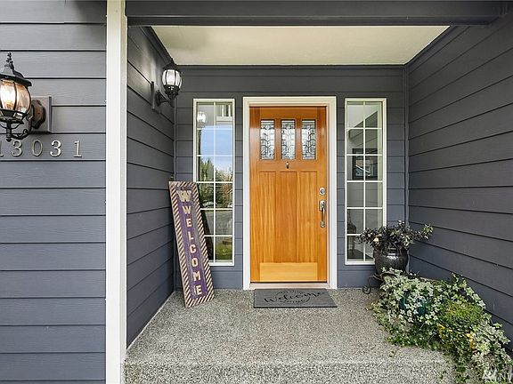 2nd image of 13031 NE 198th Ct