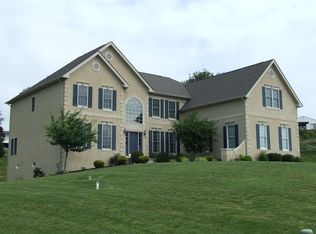 1629 Tuckaway Trl, West Chester, PA 19380