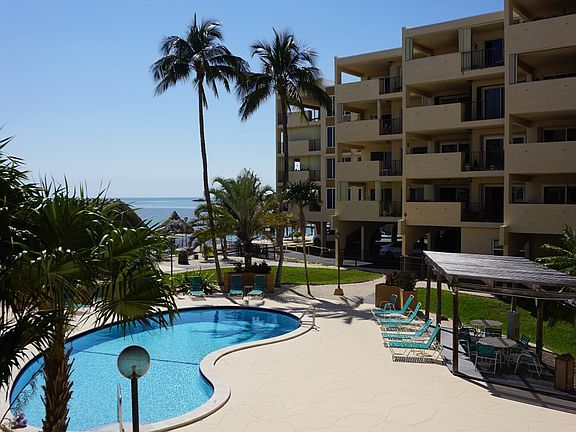 3rd image of 79901 Overseas Hwy APT 208
