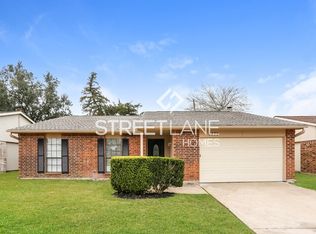 6830 Kearney Dr, Richmond, TX 77469