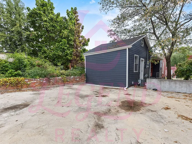 3245 Texas Ave — Photo 11