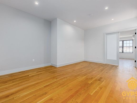 3rd image of 241 Scholes St #2A