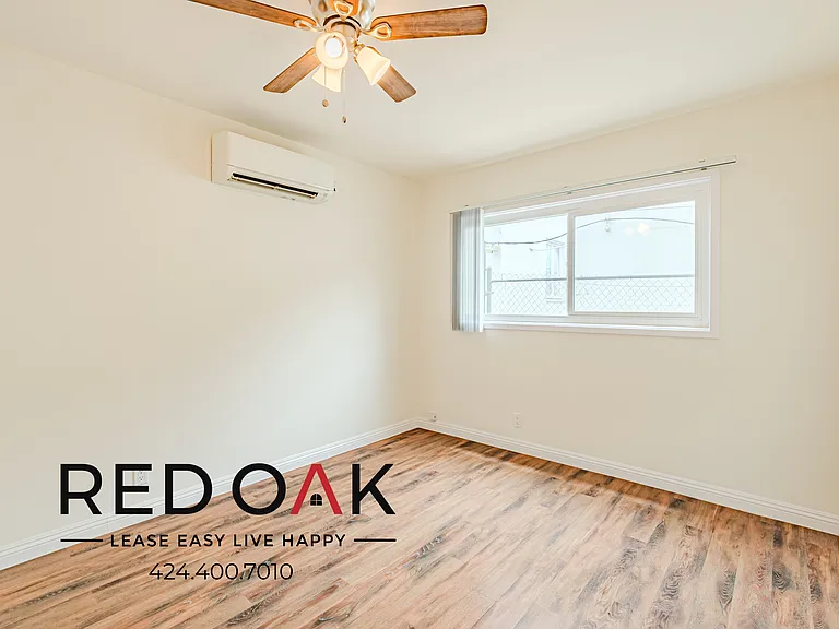 712 N Ardmore Ave #4 — Photo 4