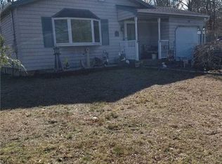 112 Pine Rd, Coram, NY 11727