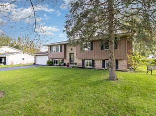 2315 Cliffbrook Ct, Crown Point, IN 46307